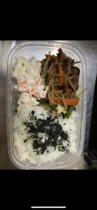 肉体労働から抜け出した筆者が食べていた弁当